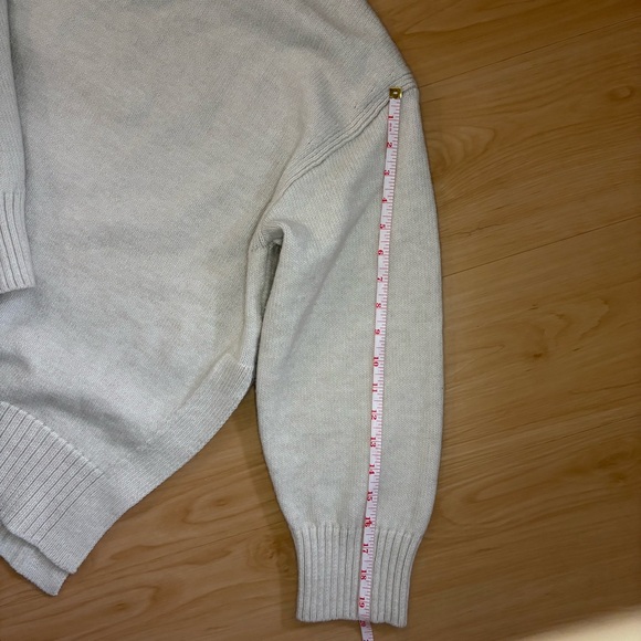 H&M Cream Cowl Neck Sweater Women’s Long Sleeve Knit Pullover - Picture 10 of 16